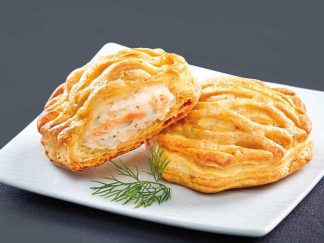 4 FEUILLETES AU SAUMON