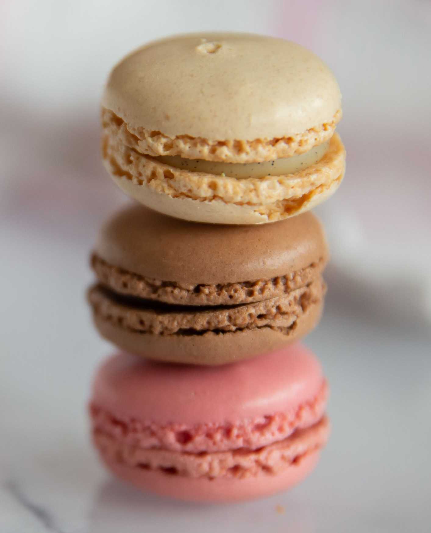 8 MACARONS SAVEURS DE BRETAGNE